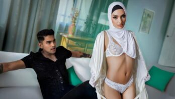 Laynee James - “Isn’t That Supposed to Be For Your Husband?” Her Secret American Boyfriend Popped Her Cherry