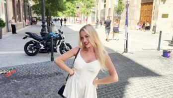 Maya - Surrounded by two men, 28-year-old Maya is happier than ever!
