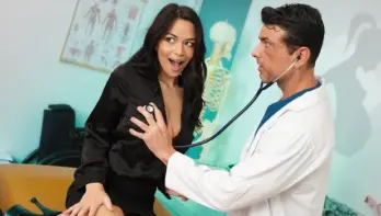 Scarlett Alexis Gets Drilled at the Breed Me Clinic